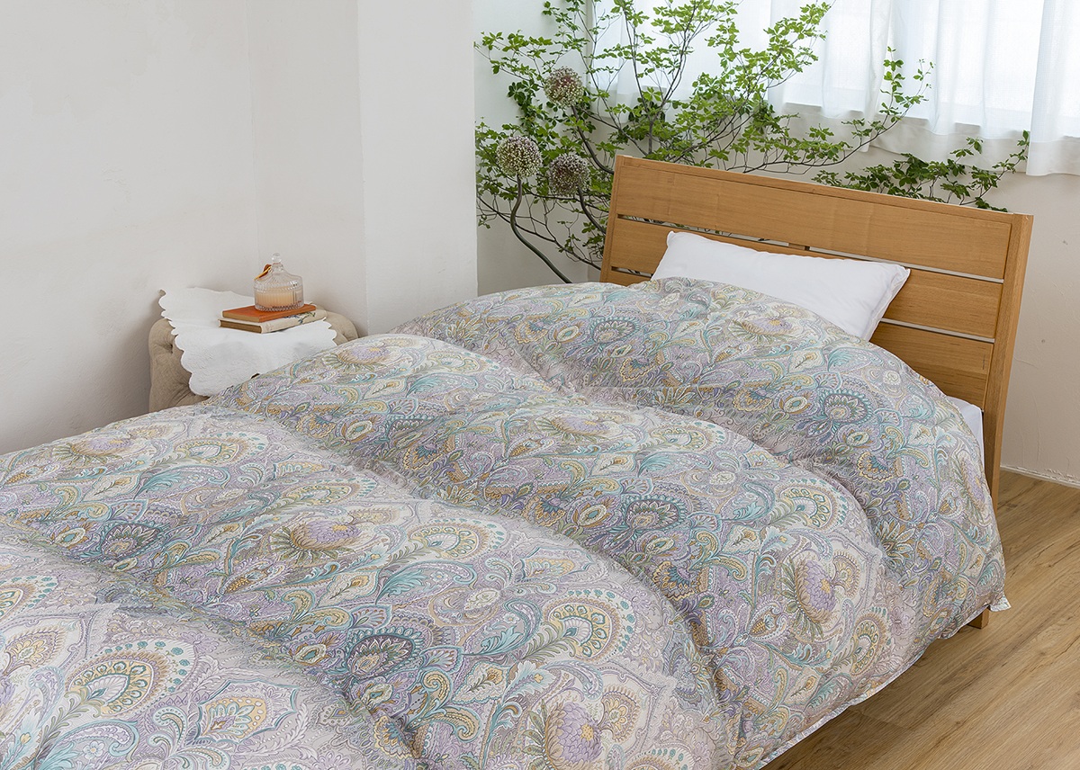 山甚物産　羽毛布団　リージェント