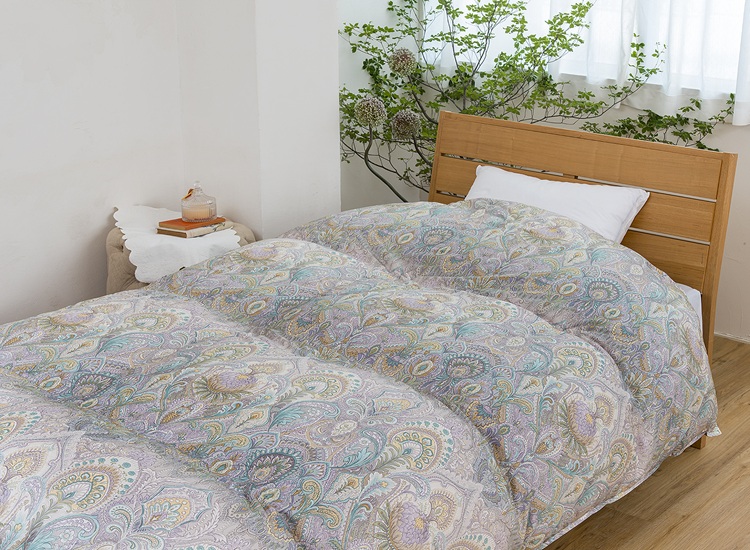 山甚物産　羽毛布団　リージェント