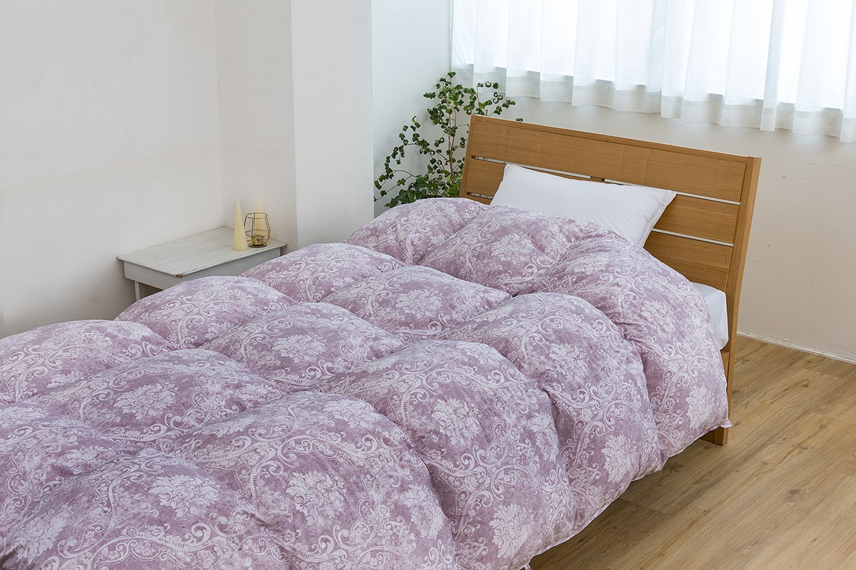 山甚物産　羽毛布団　クオーレ