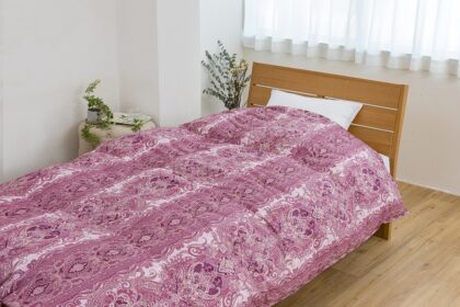 山甚物産　羽毛布団　エタンセル