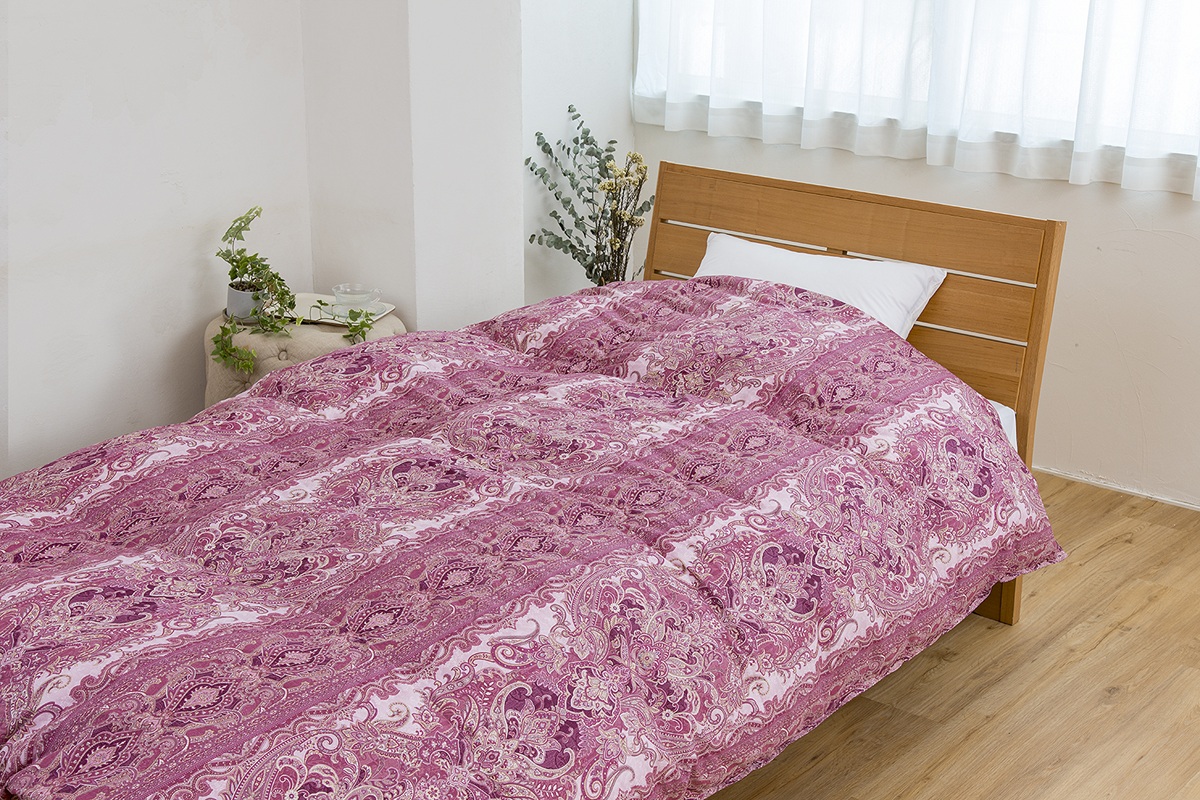 山甚物産　羽毛布団　エタンセル