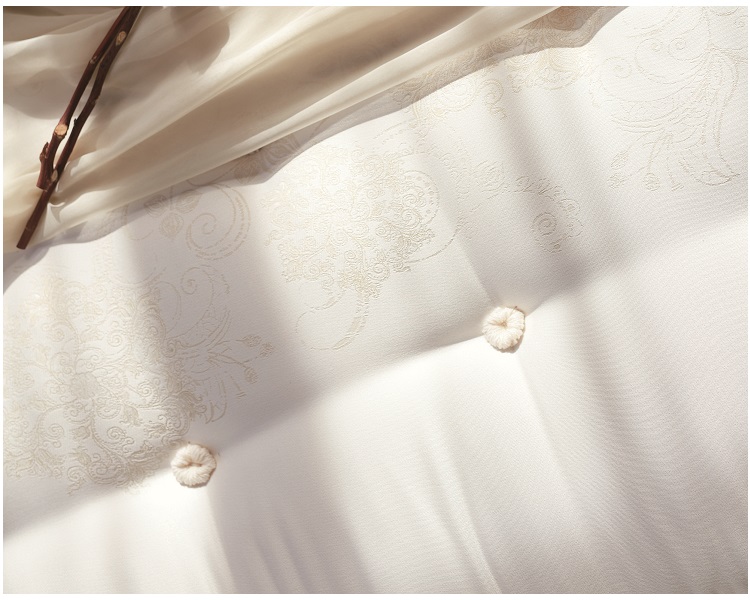 日本ベッド　マットレス　シルキークチュール