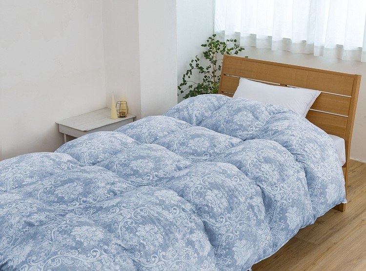 山甚物産　羽毛布団　クオーレ