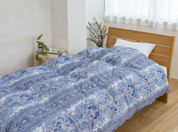 山甚物産　羽毛布団　エタンセル