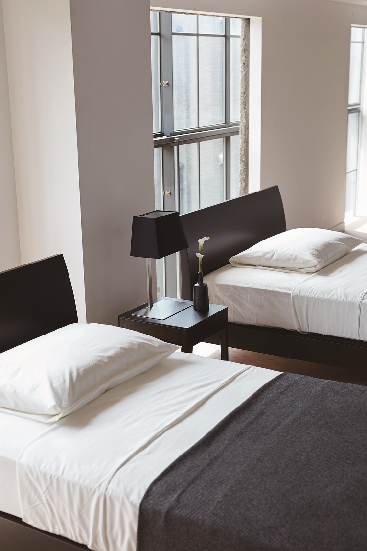 日本ベッド　ベッドフレーム　ソムノ　オススメ