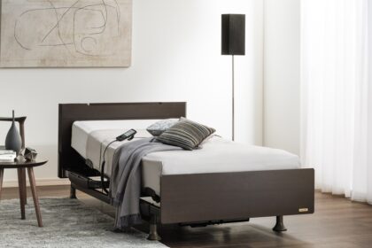 フランスベッド　電動ベッド　レステックス