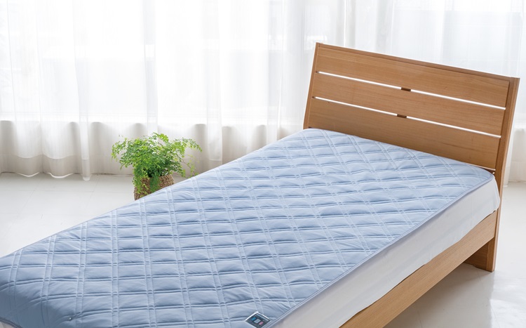 山甚物産 敷きパッド ダニエスケープ 除湿敷パッド